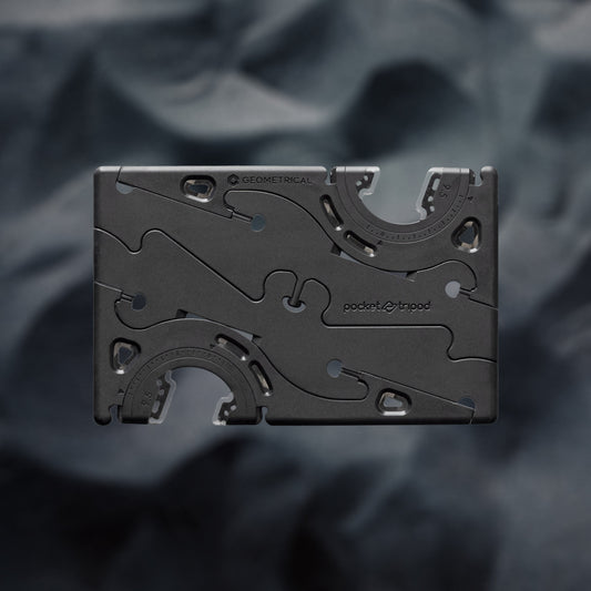 Schwarzes Pocket Tripod Pro, kompakt, verstellbar, für Smartphones, tragbar, leicht.