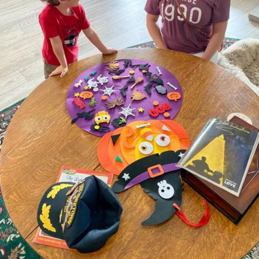 Halloween DIY filcová tabule s dýní – SpookyBoard