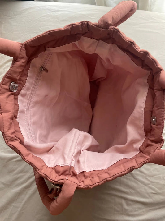 Unikátní biker kabelka s trendy objemem - Riva