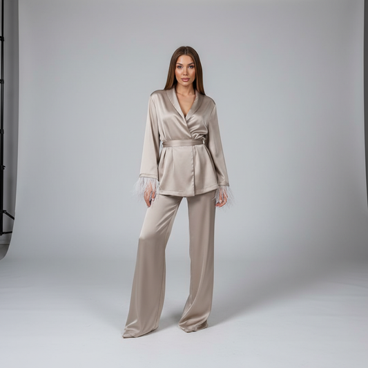Bequemer Satin-Anzug - Claudia