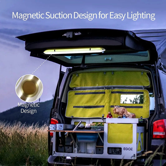 LED-Lampe mit Magnetbefestigung im Campingbus, einfache Beleuchtung, Outdoor, Nacht, praktisch.