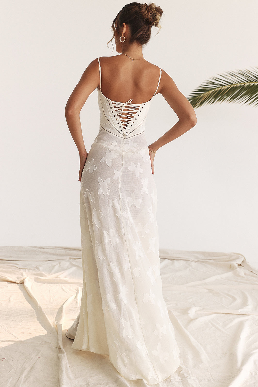 Stylové bezrukávové šaty – Viviana