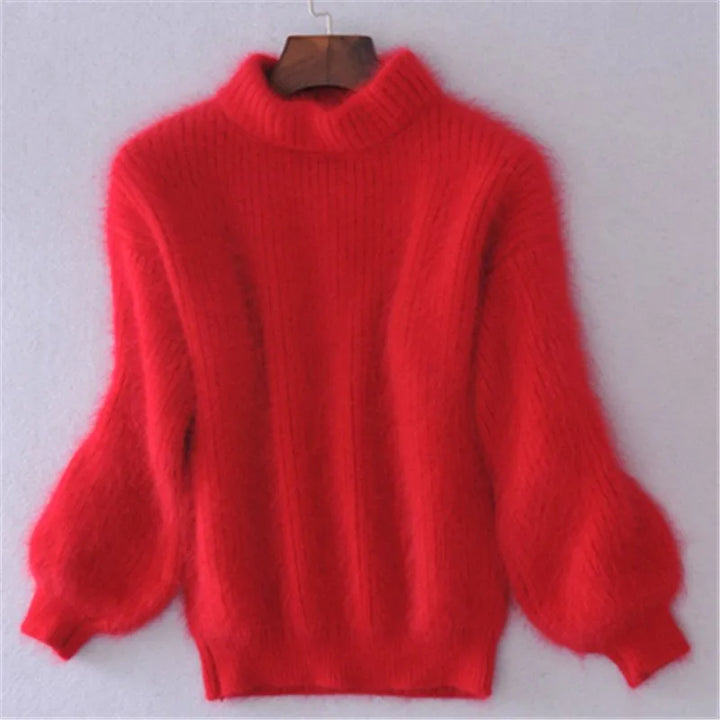 Roter Damenpullover aus Mohair, langärmlig, Rollkragen, weiches Material, modisch.