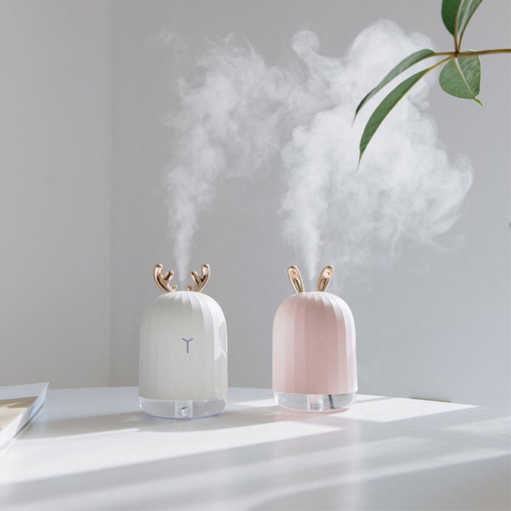 Tragbarer Luftbefeuchter USB, weiß und rosa, mit Nachtlicht, leise, Tischgerät.