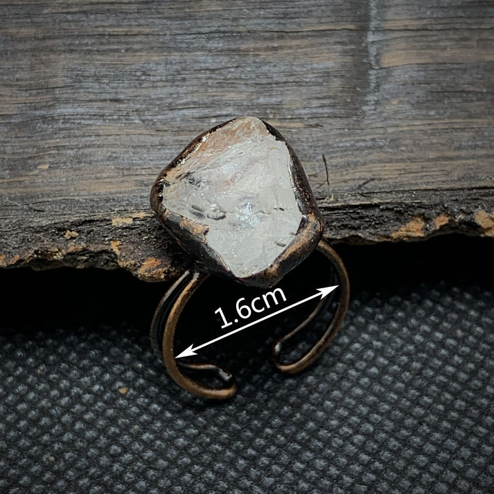 Rohstein-Ring aus Kupfer, verstellbar, 1,6 cm, handgefertigter Schmuck, rustikaler Stil.