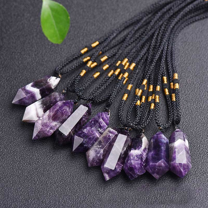 Amethyst-Anhänger Halskette, lila Kristall, schwarzes Band, Schmuck, Heilstein, Geschenkidee.