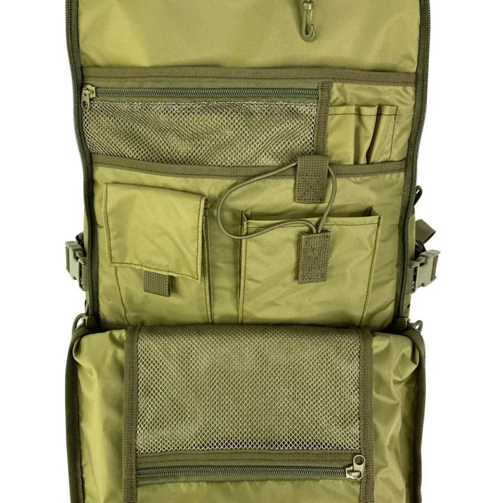 Grüne taktische Tasche mit mehreren Reißverschlussfächern und Netztaschen, ideal für Outdoor.