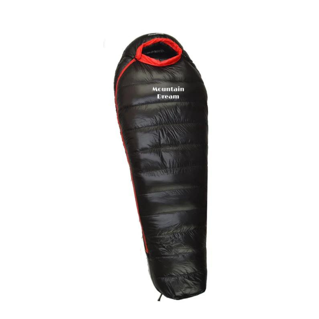Schwarzer Mumienschlafsack, isoliert, leicht, für Outdoor-Camping, mit rotem Rand.