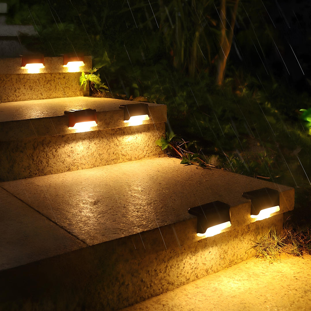 Solarbetriebene LED-Treppenlichter, wetterfest, warmweiß, Außenbeleuchtung, Gartenstufen.