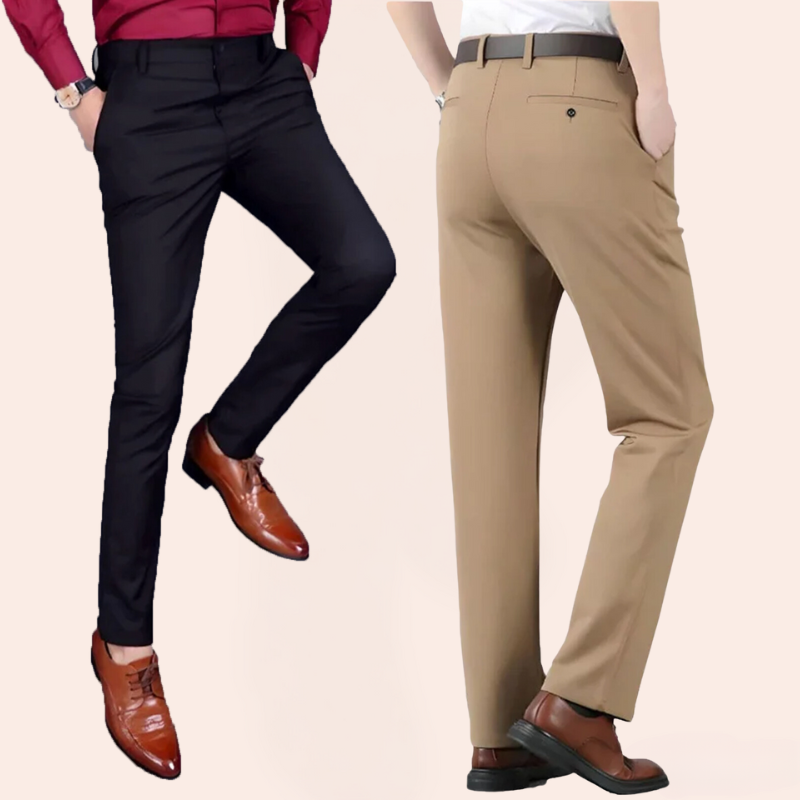 Zwei Herrenanzughosen, schwarz und beige, mit braunen Lederschuhen, Businessmode.