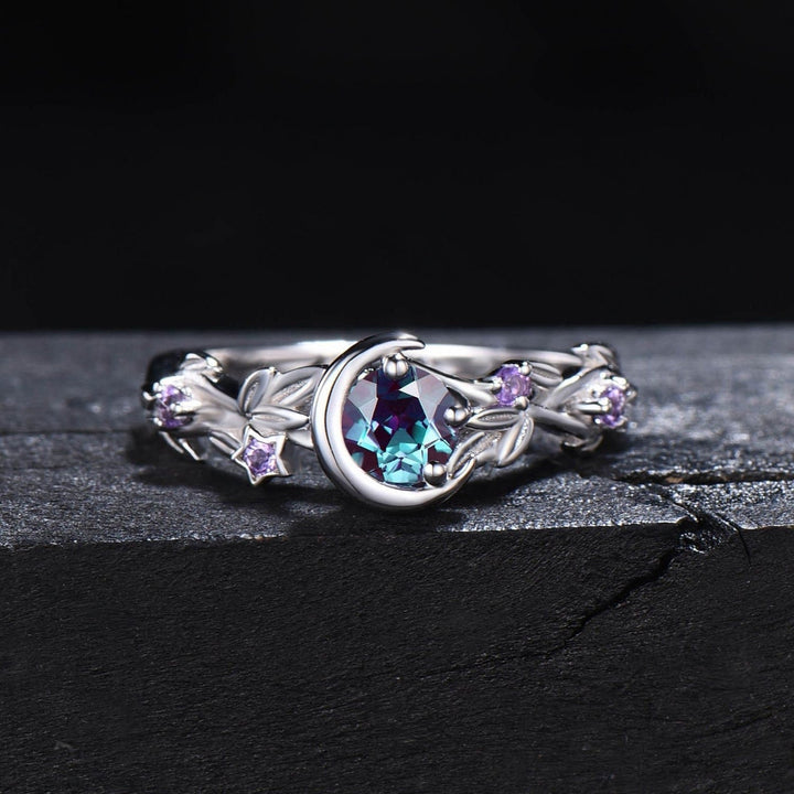 Silberring mit Mond- und Sternmotiv, violette Kristalle, Damen-Schmuck, Geschenkideen.