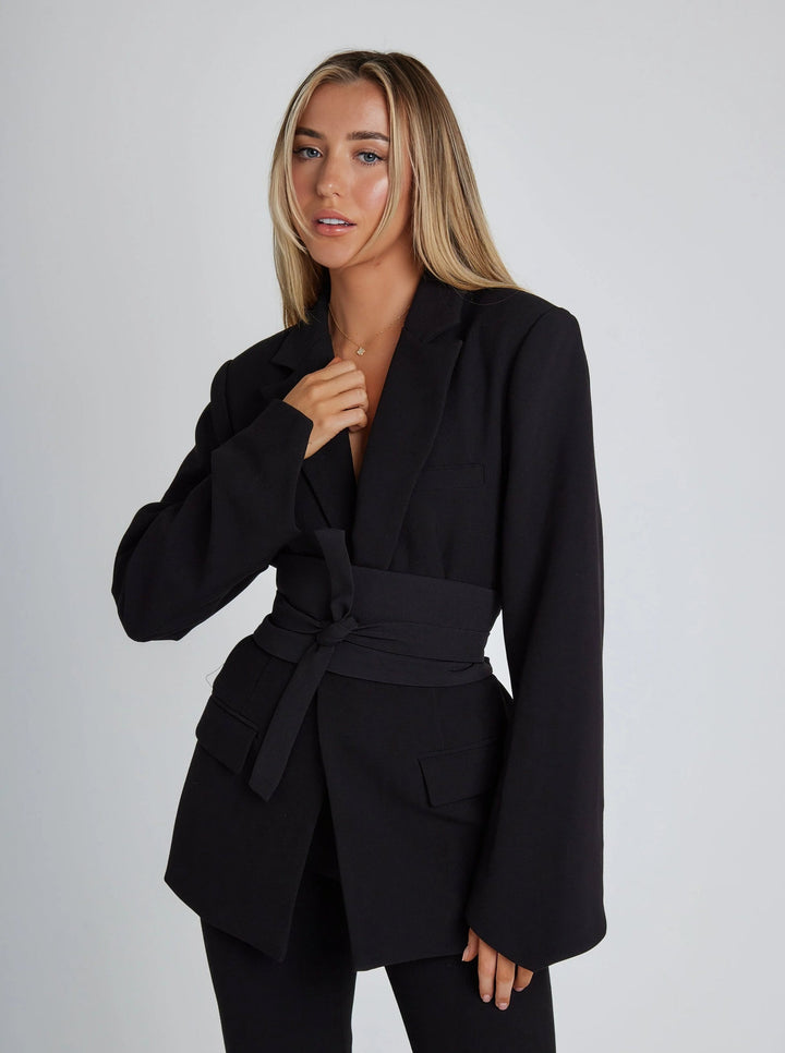 Dámský blazer s opaskem – Valeria