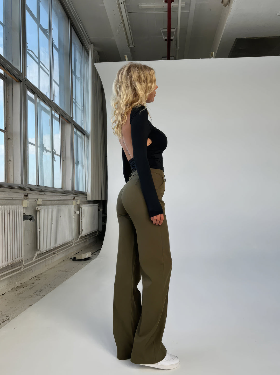 Stylické volné dámské kalhoty – Aurelia