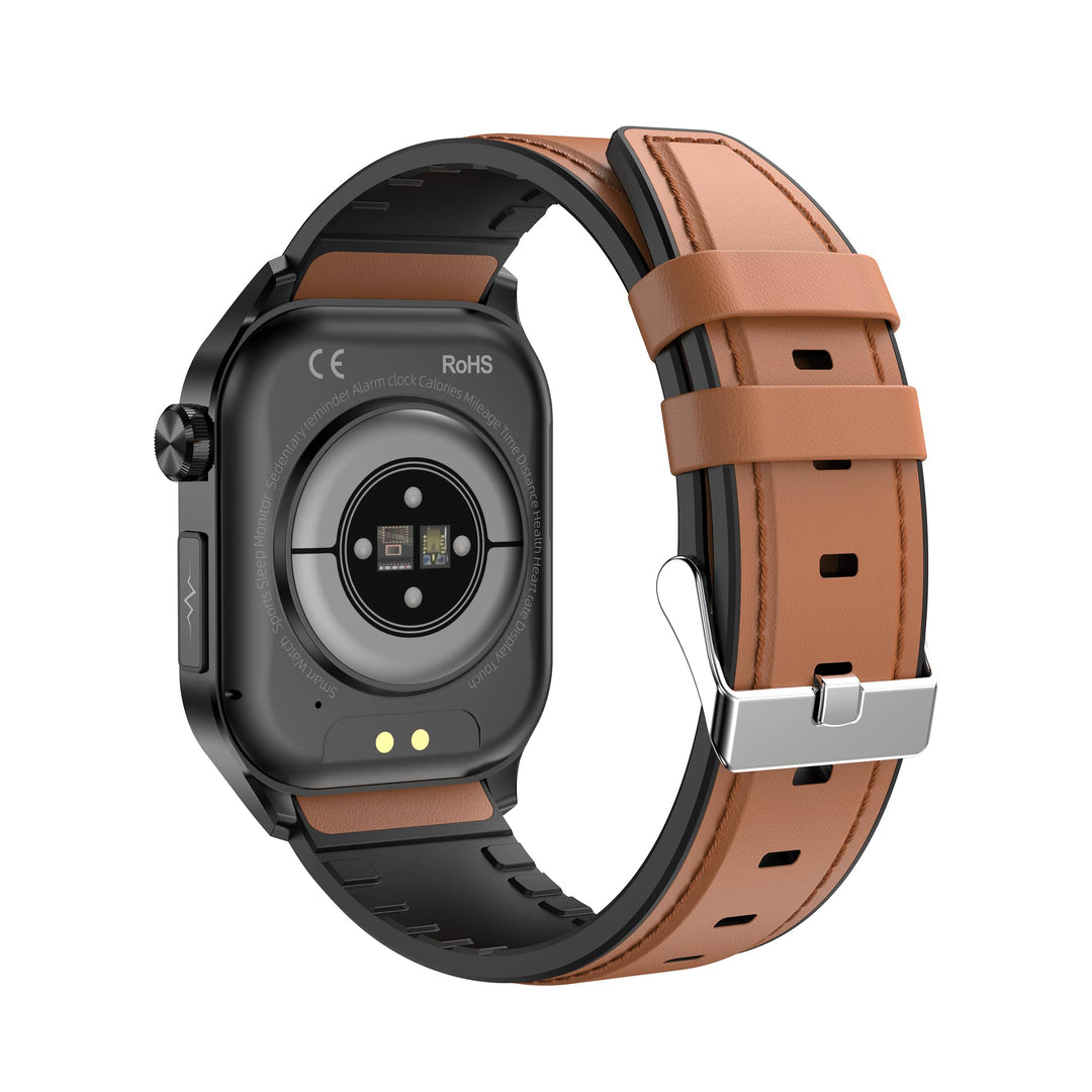 Smartwatch Rückseite, schwarzes Gehäuse, braunes Lederarmband, Herzfrequenzsensor, modern.