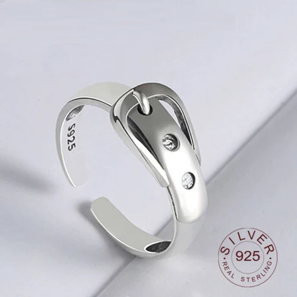 Silberner 925 Sterling Ring mit Zirkonia, verstellbar, elegantes Design, Schmuck für Damen.