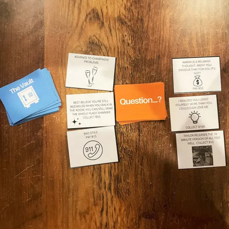 Hudba založená na deskové hře s písňovými kartami a Monopoly penězi pro herní večery.