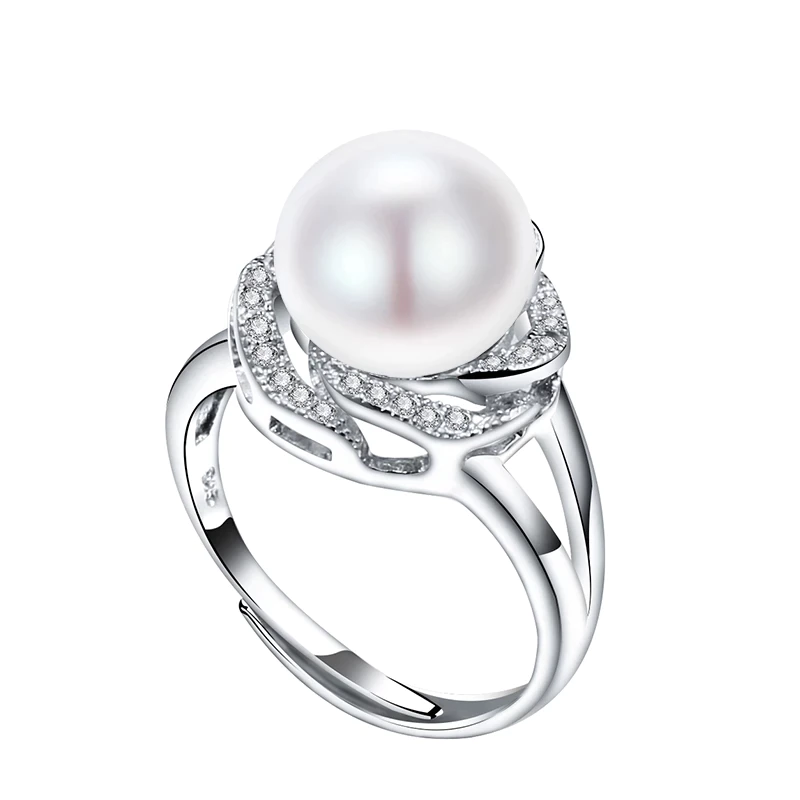 Silberring mit weißer Perle und Zirkonia, eleganter Schmuck für Damen, modisches Accessoire.
