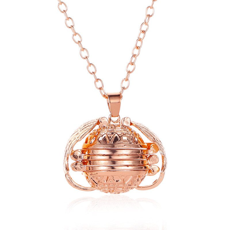 Roségoldener Anhänger Halskette, filigranes Design, eleganter Schmuck für Damen, modisch.