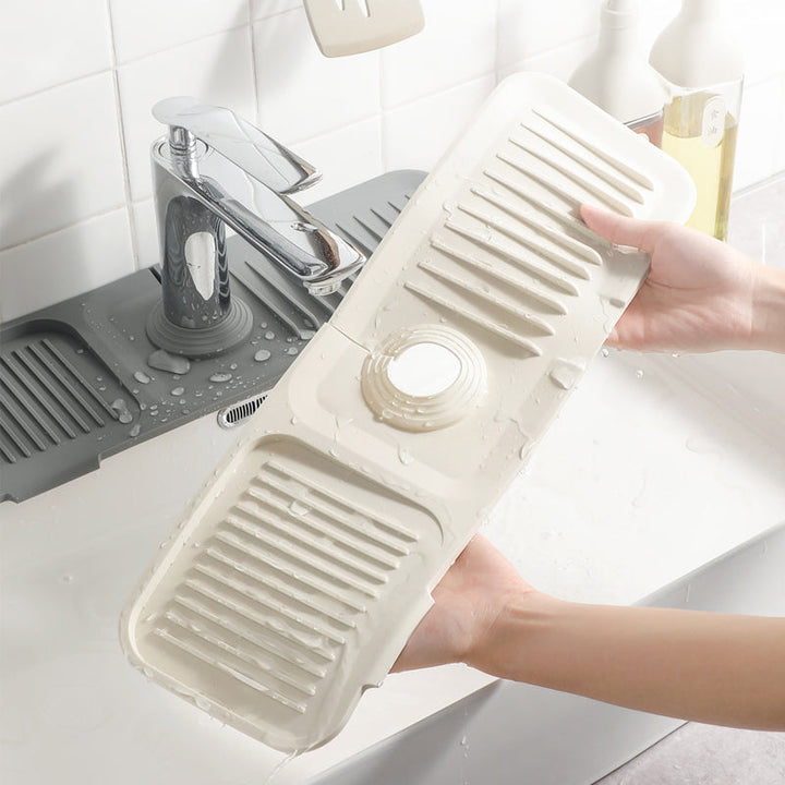 Silikonová odkapávací podložka s samočinným odvodněním – DripGuard