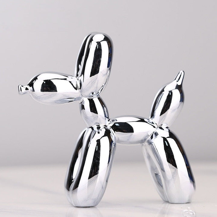 Silberner Ballonhund Skulptur, modernes Deko-Objekt, glänzend, zeitgenössische Kunst.