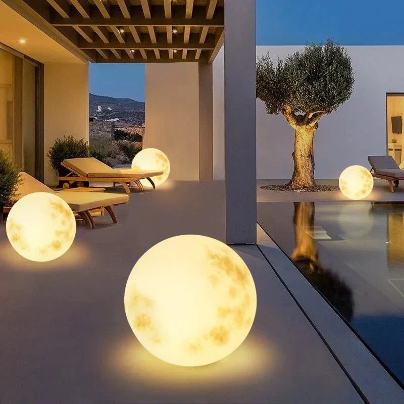 Magická měsícová zahradní lampa - LunaGlow