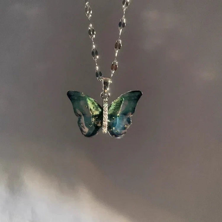 Schmetterlingsanhänger Halskette, grün-blau, Silberkette, Damen Schmuck, elegantes Design.