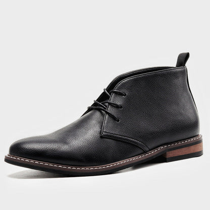 Schwarzer Herren-Lederschnürstiefel, elegantes Design, rutschfeste Sohle, ideal für Business.