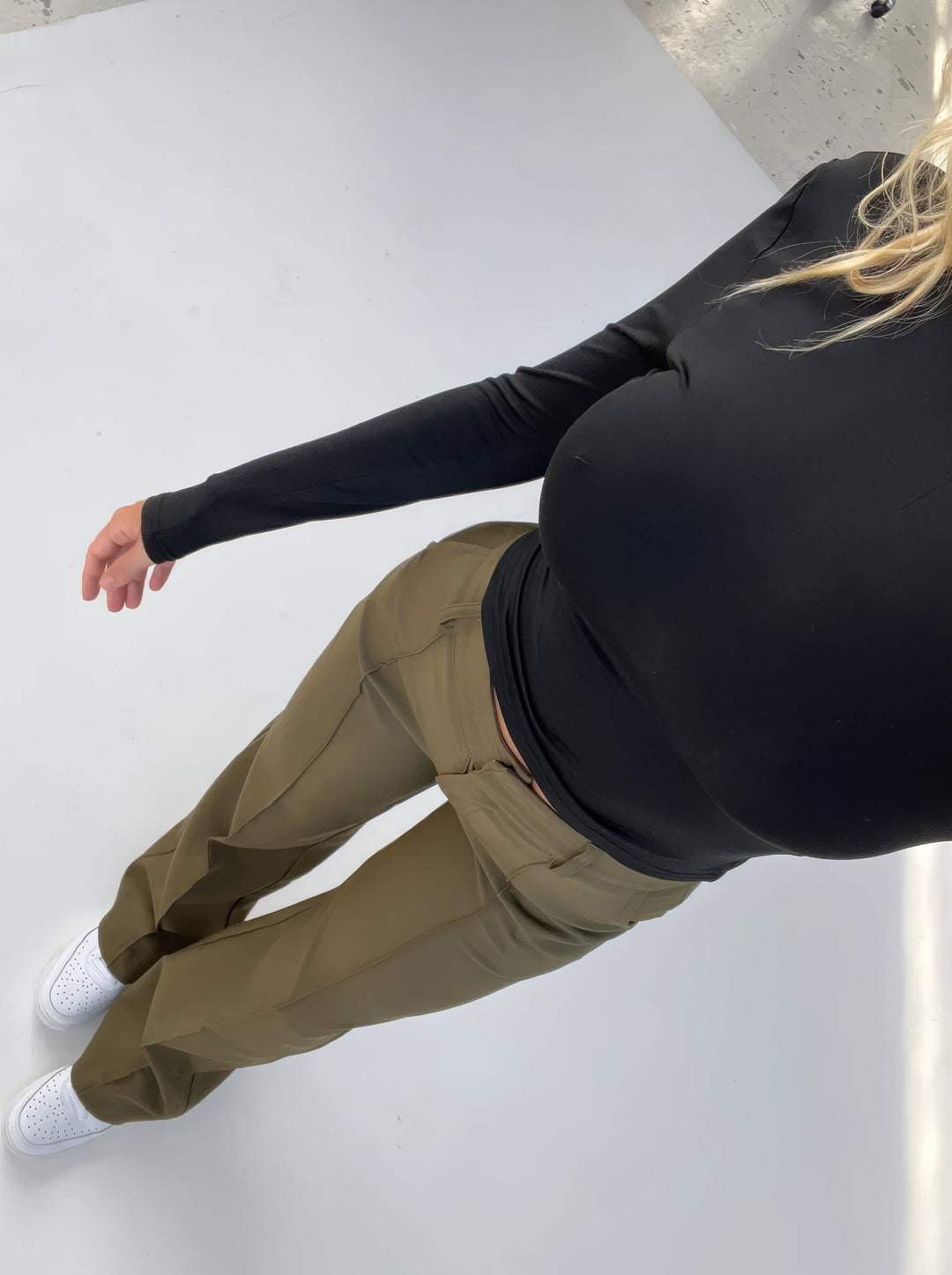 Stylické volné dámské kalhoty – Aurelia