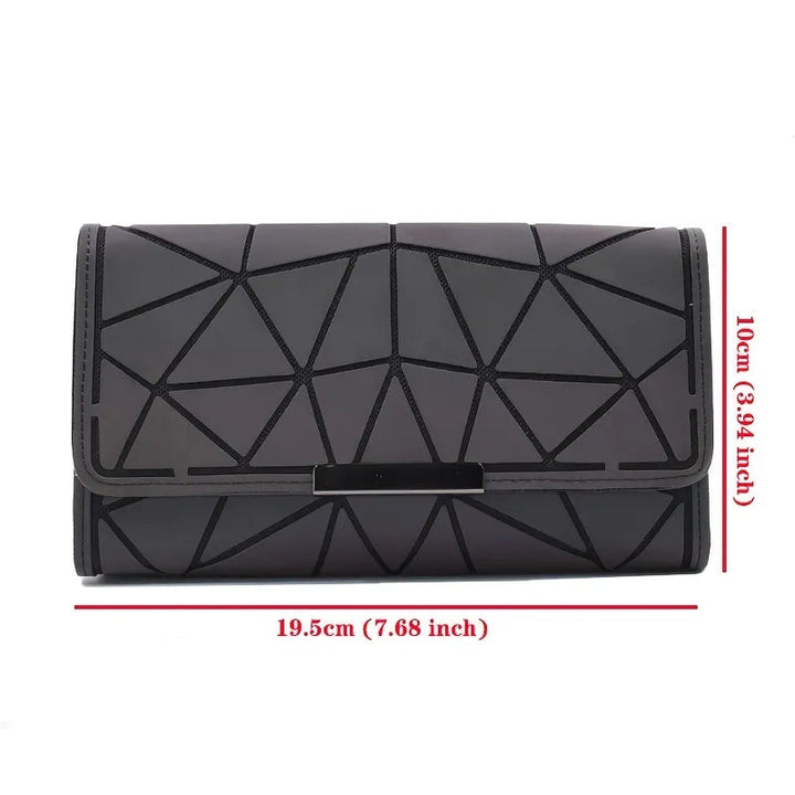 Schwarze geometrische Clutch, 19,5 cm, elegantes Design, Damenhandtasche, Abendtasche.