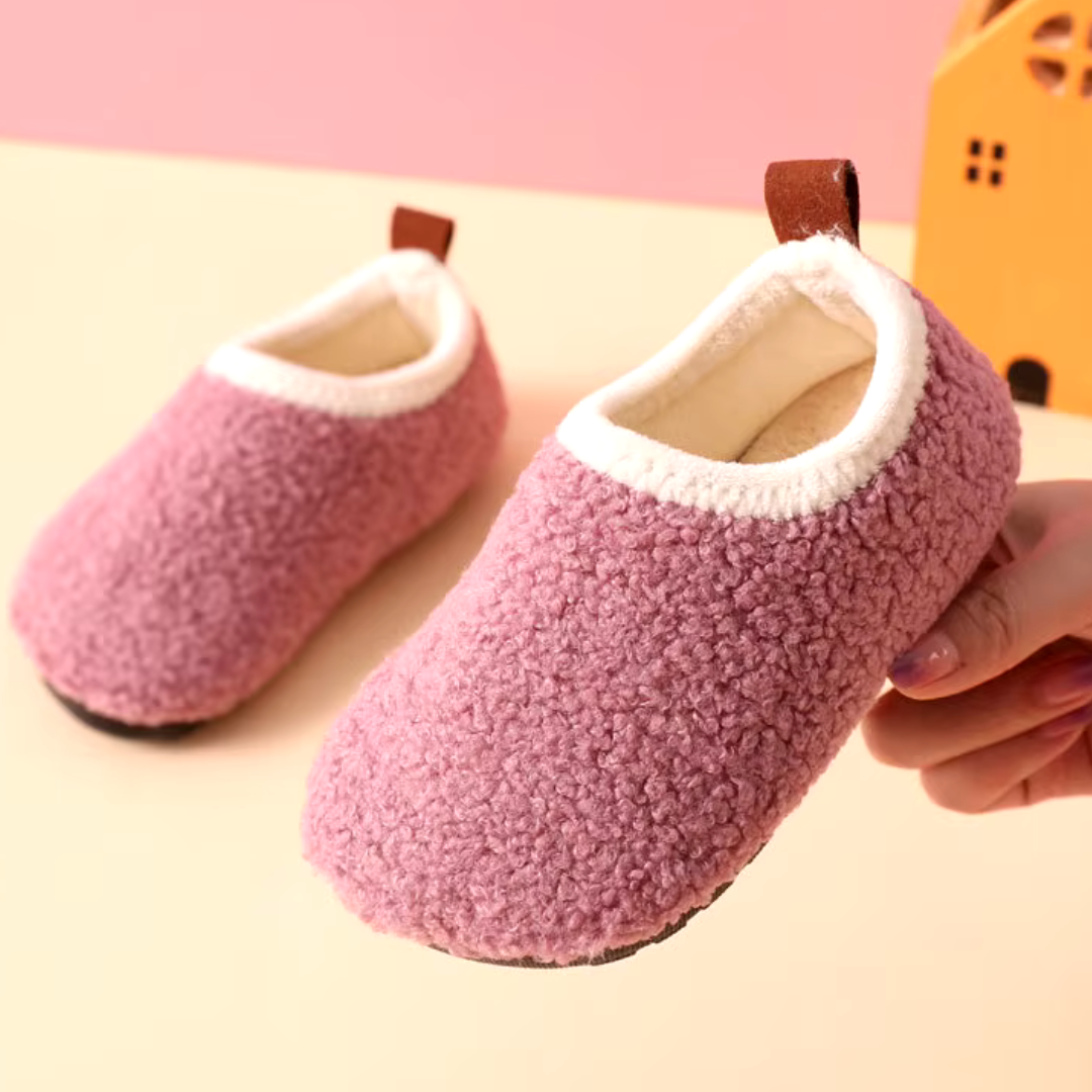 Teplé dětské pantofle – SnuggleSteps