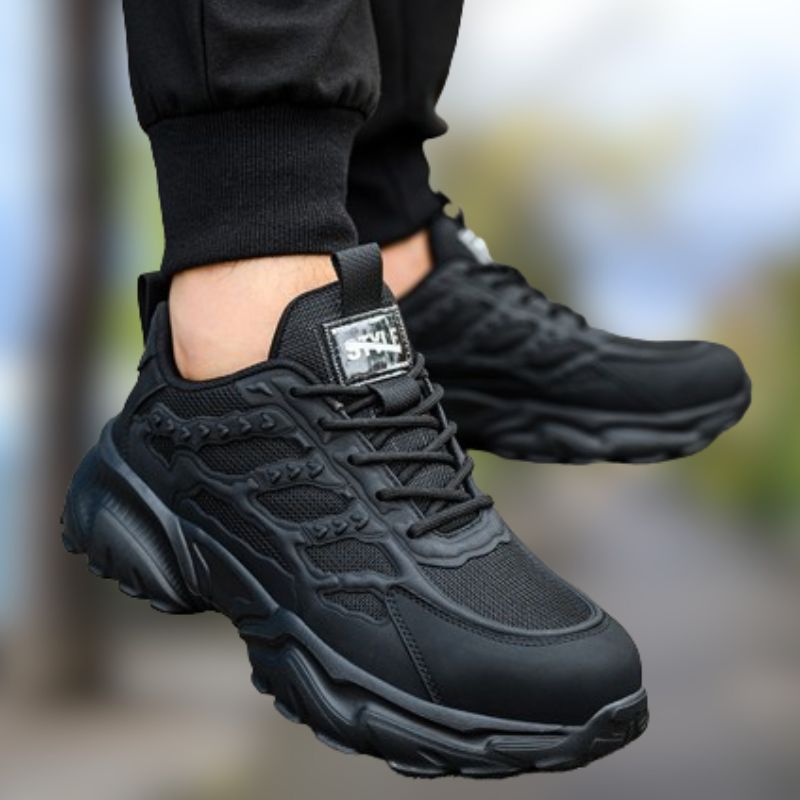 Schwarze Herren-Sneaker, atmungsaktiv, rutschfest, sportlich, Straßenmode, bequem.