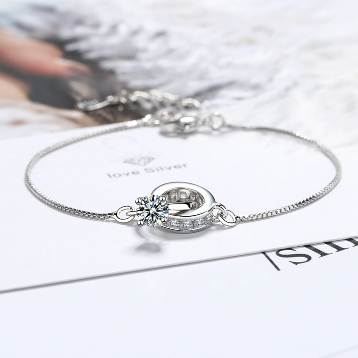 Silberarmband mit Zirkonia, elegantes Design, Damen-Schmuck, Geschenkidee, modisch.