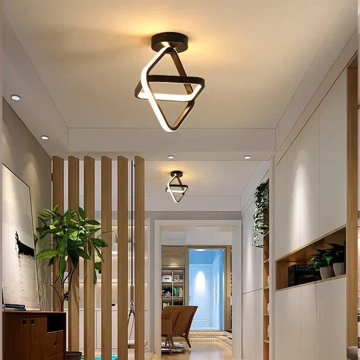 Moderne LED-Deckenleuchte, geometrisches Design, schwarz, Flurbeleuchtung, energiesparend.