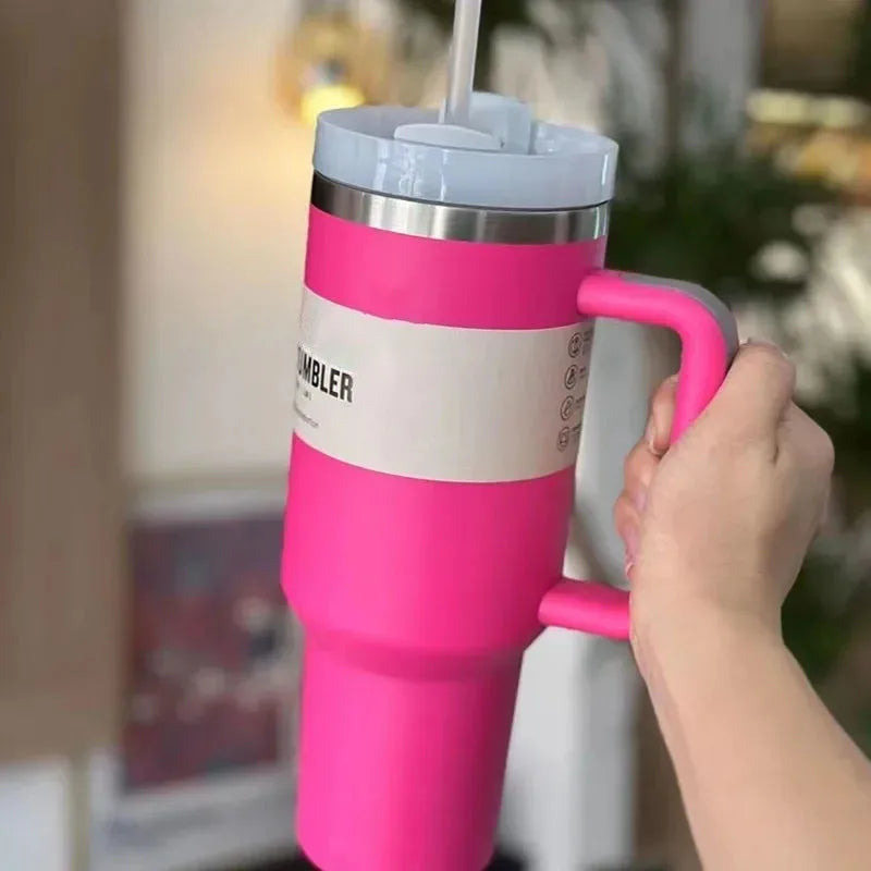 Rosa Thermobecher mit Henkel, Edelstahl, isoliert, für heiße und kalte Getränke, 1 Liter.