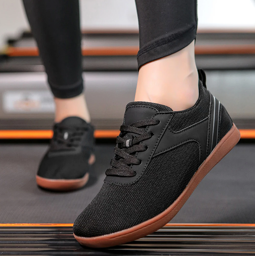 Unisex bosoboty s flexibilní podrážkou a prodyšným svrškem - Luno