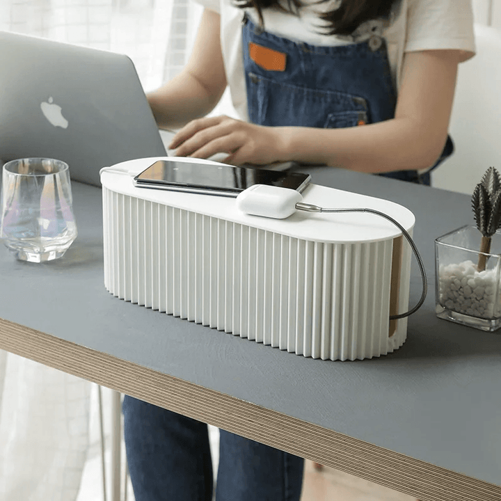 Organizační box na kabely a nabíječky – TidyVolt