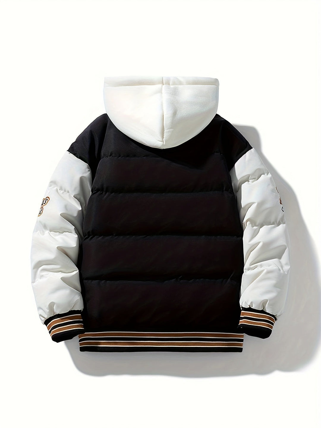Schwarze und weiße Daunenjacke mit Kapuze, gestreifte Bündchen, Wintermode für Herren.