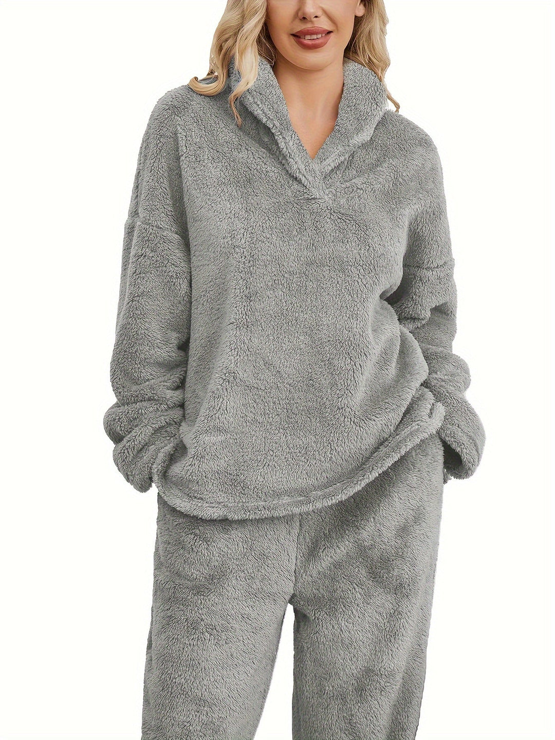 Teplý dámský loungewear set z korálového fleece – Fenna