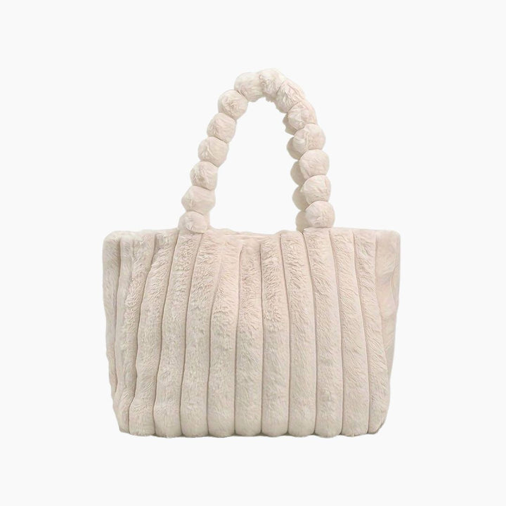 Weiße Plüsch-Handtasche mit gestepptem Design und geflochtenem Griff, modisch und elegant.
