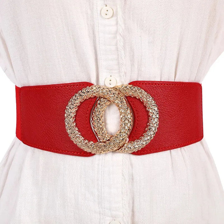 Roter Damen-Gürtel mit goldener Doppelschnalle, modisches Accessoire, elegant, vielseitig.