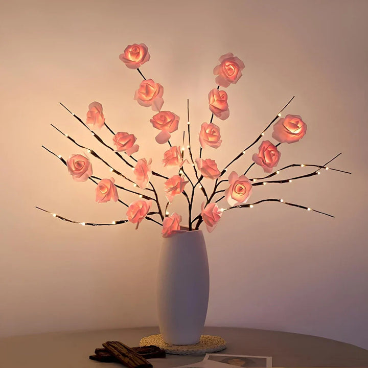 LED-Rosen-Lampe in Vase, warmweiß, dekorative Beleuchtung, Wohnzimmer, romantisch, modern.