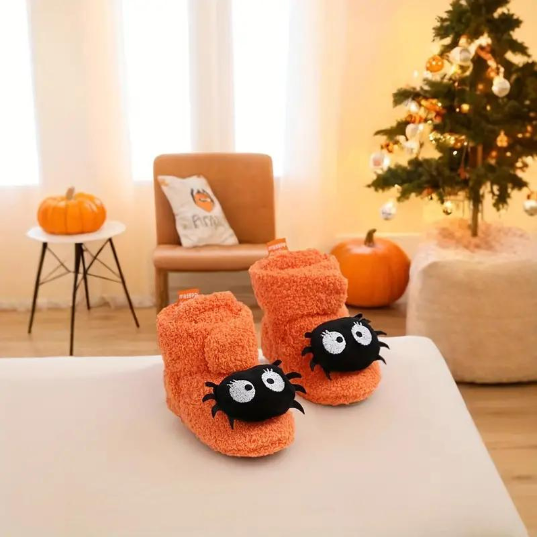 Dětské halloweenové pantofle s kresleným potiskem – SpookySteps