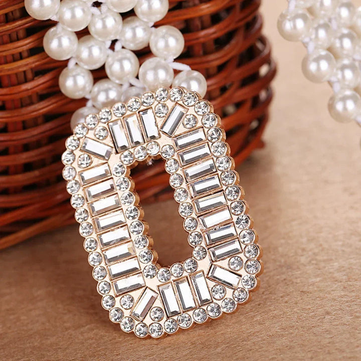 Rechteckige Strass-Haarklammer, silber, funkelnd, modisches Accessoire, Damenfrisur.