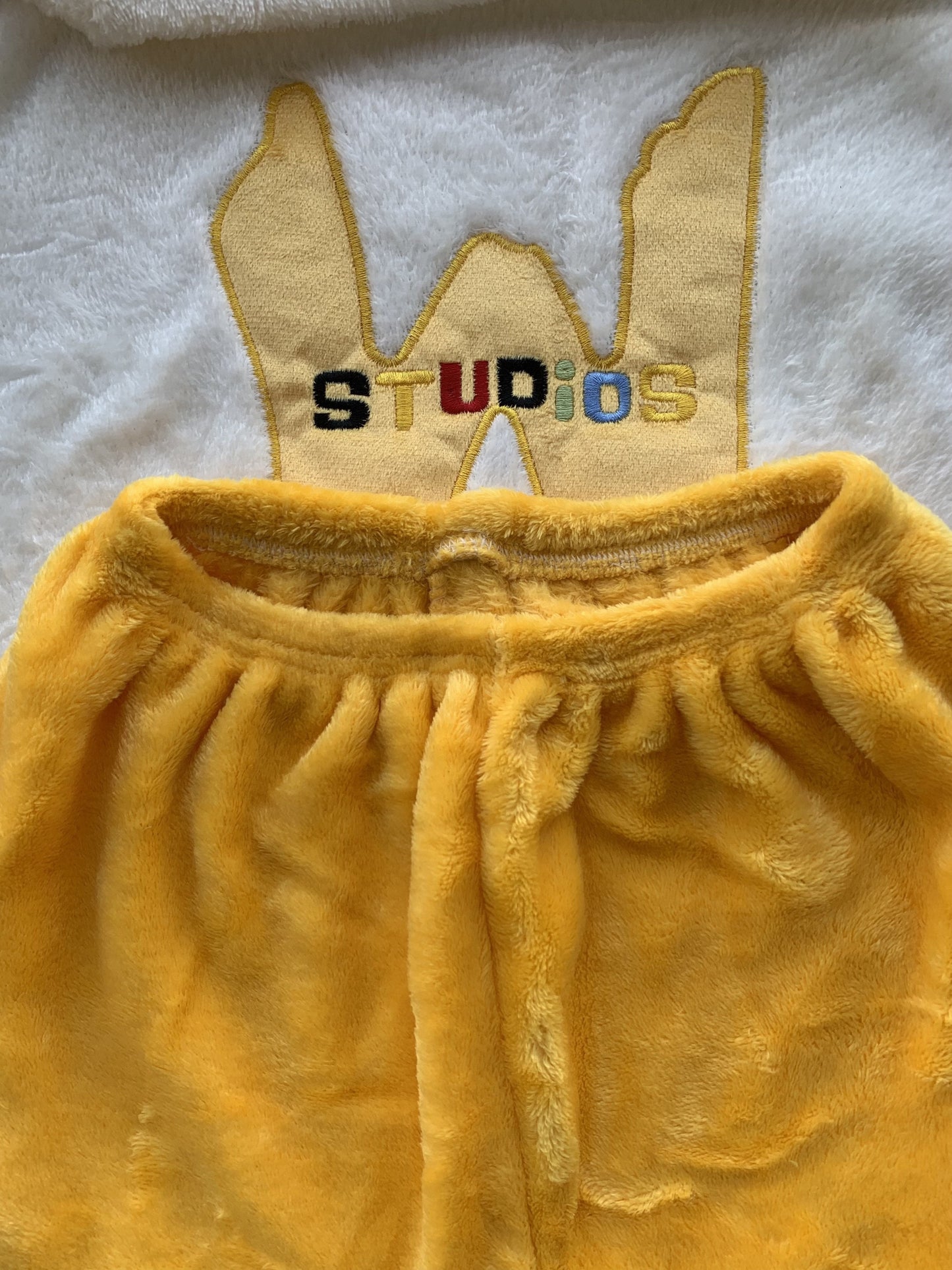 Dámská souprava pyžama z fleecu s vyšitím a kulatým výstřihem na podzim/zimu – Alissa