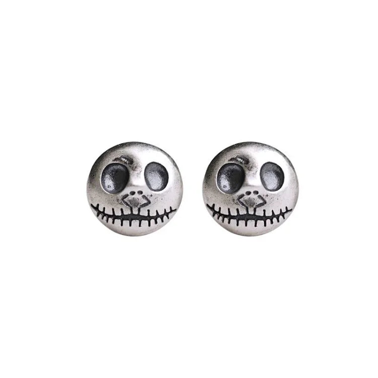 Silberne Totenkopf-Ohrringe, runde Form, Halloween-Schmuck, gruseliges Design.