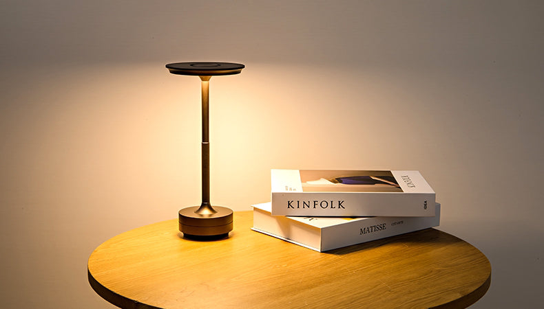 ClarityGlow Luxusní edice | Bezdrátová LED stolní lampa