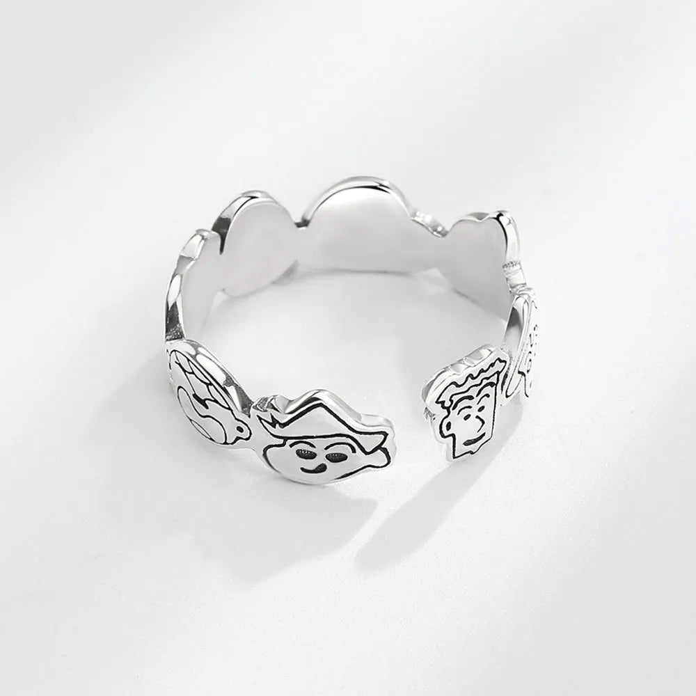Silberarmband mit Cartoon-Gesichtern, modisches Schmuckstück, Unisex-Accessoire, Geschenkidee.