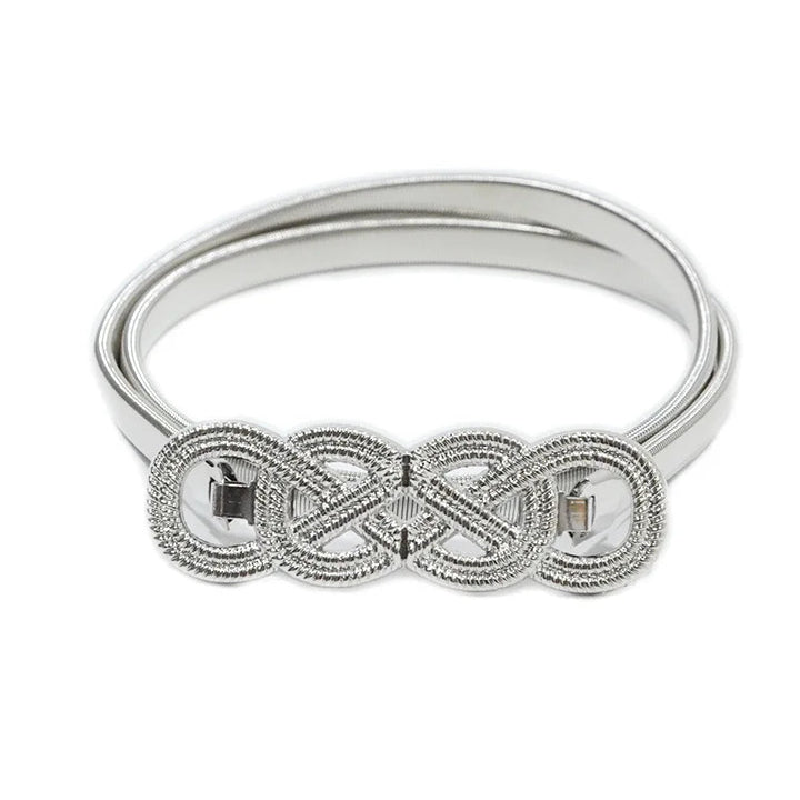 Silberner Armreif mit keltischem Knoten-Design, eleganter Schmuck, Edelstahl, Damenaccessoire.