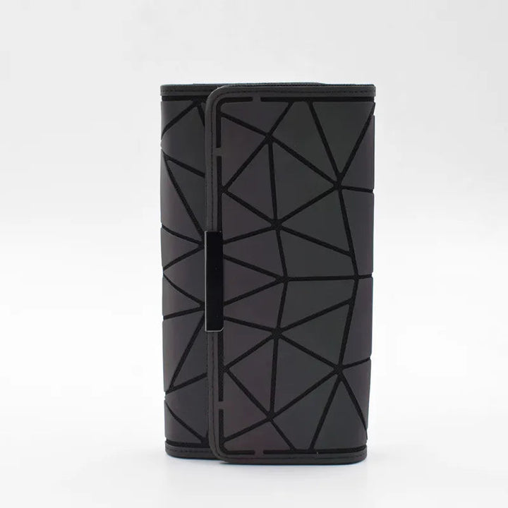 Schwarze geometrische Geldbörse aus Leder, modernes Design, Damenaccessoire, elegant und stilvoll.