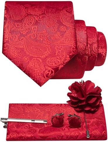 Set s jasně červenou paisley kravatou, kapesníčkem do saka, manžetovými knoflíčky, sponou na kravatu a květinovou broží do klopy. 13
